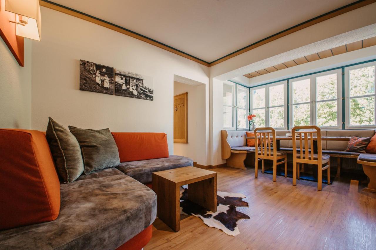 Landhaus Rohrmoser เวอร์เฟนแวง ภายนอก รูปภาพ