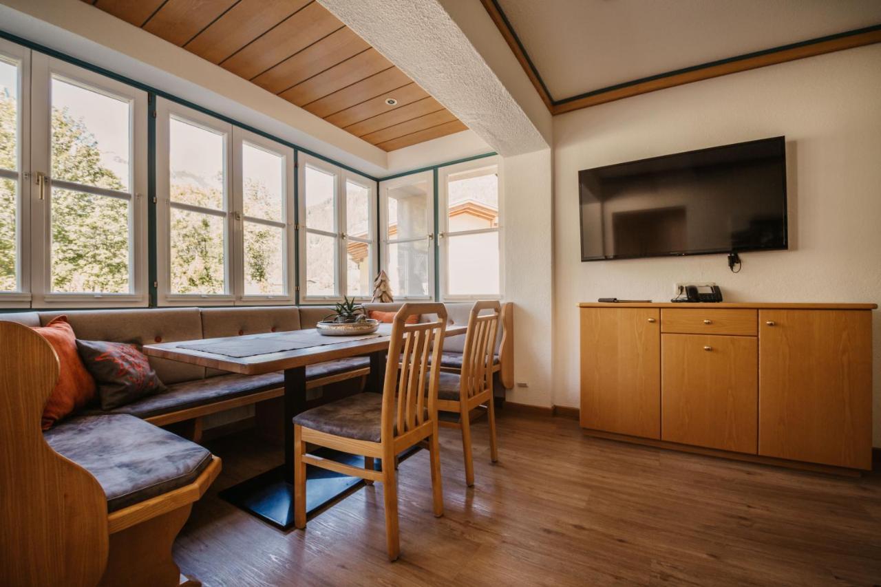 Landhaus Rohrmoser เวอร์เฟนแวง ภายนอก รูปภาพ