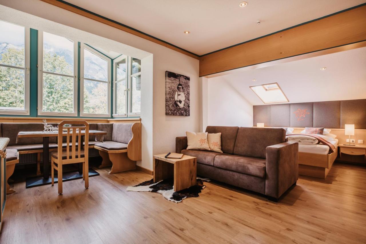 Landhaus Rohrmoser เวอร์เฟนแวง ภายนอก รูปภาพ