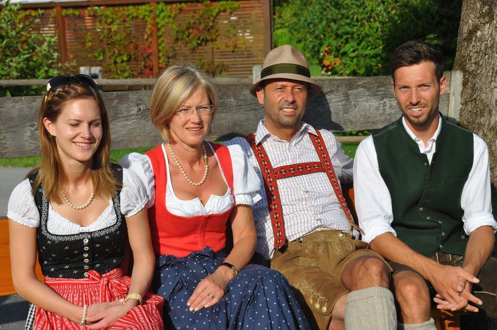 Landhaus Rohrmoser เวอร์เฟนแวง ภายนอก รูปภาพ