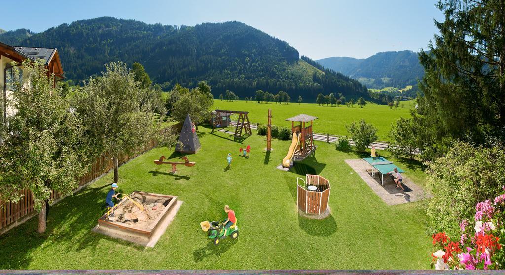 Landhaus Rohrmoser เวอร์เฟนแวง ภายนอก รูปภาพ